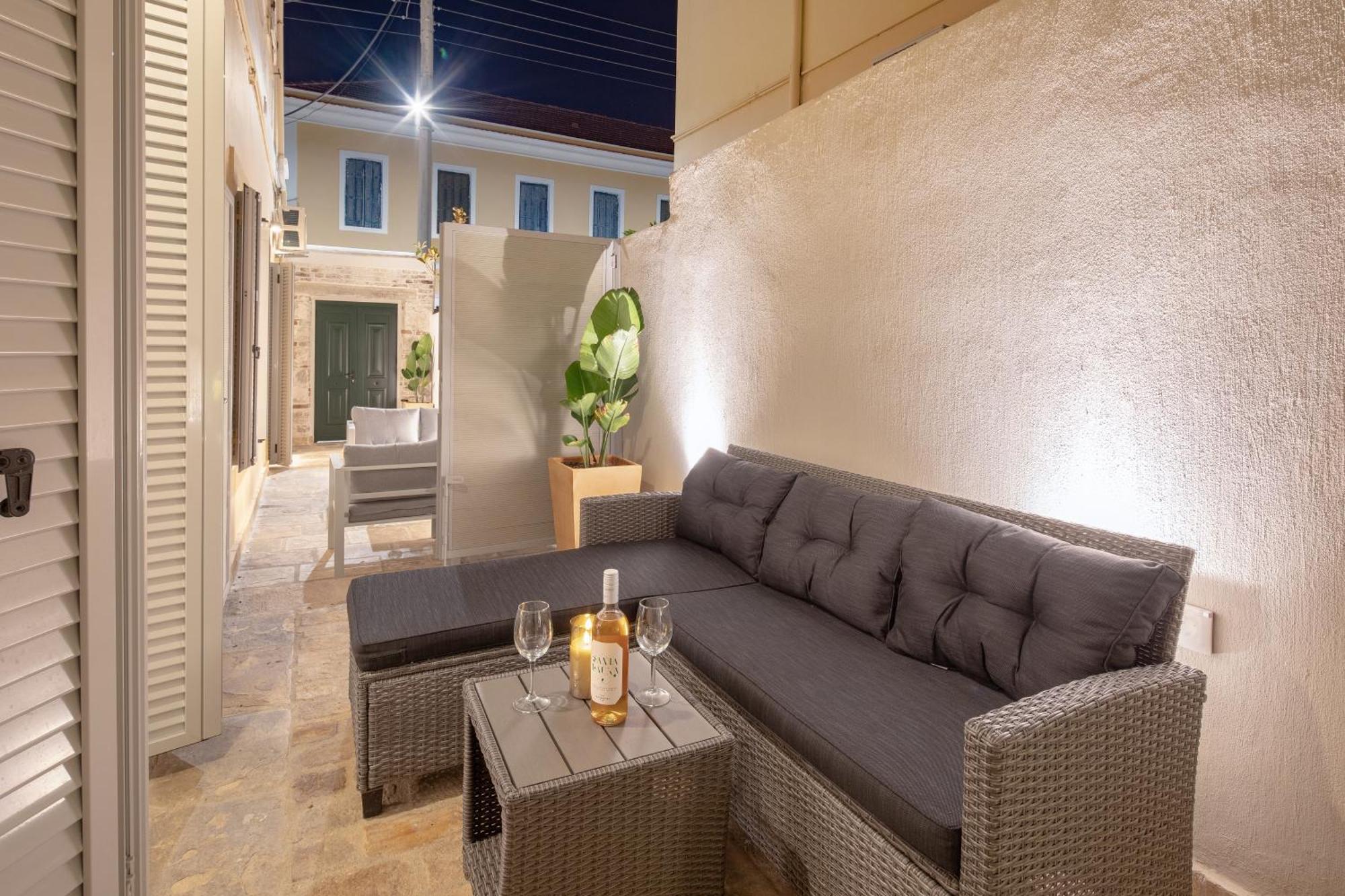 Modern-Vintage Old Town Suites Corfu  Exterior foto
